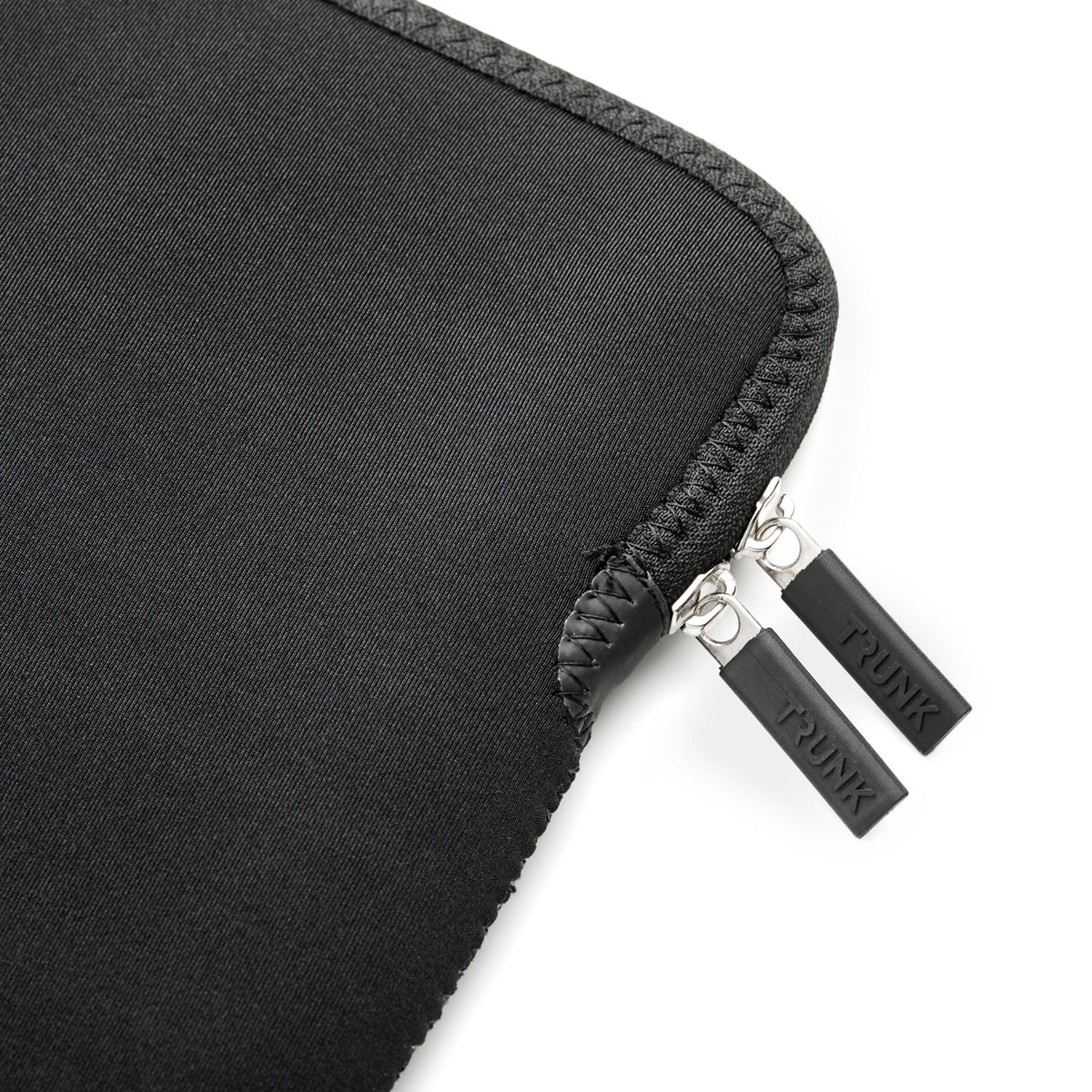 Trunk Neoprene Mappe til MacBook Pro 16" - Svart